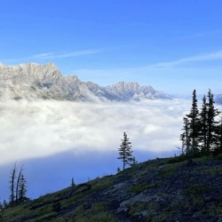 Inversion above Spray Lakes 1