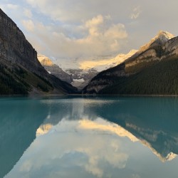 Lake Louise alpenglow reflection